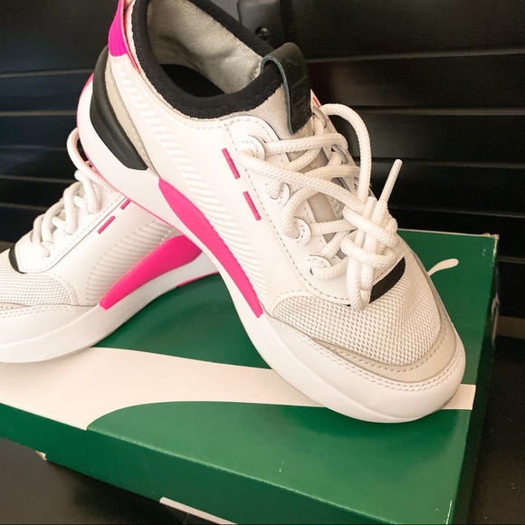 Puma Sneakers - Picture 2 of 5